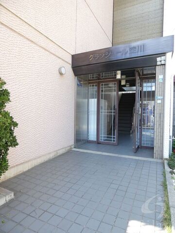 拡大写真:グランジュール淀川 4階407の外観