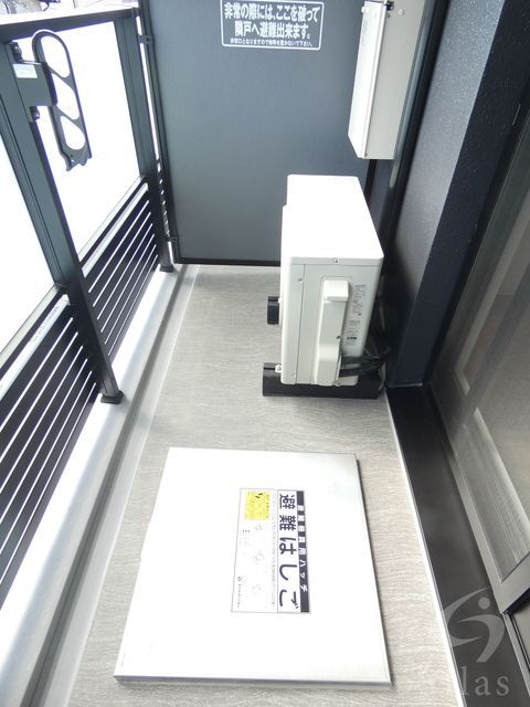 拡大写真:尼崎市南塚口町1丁目 3階303の内観