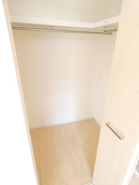 拡大写真:ルセリア豊中 2階201の内観