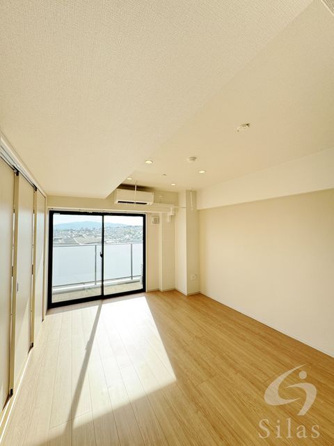拡大写真:豊中市本町4丁目 3階307の内観