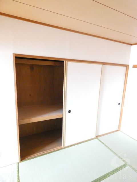 拡大写真:ルシェール立花 3階305の内観