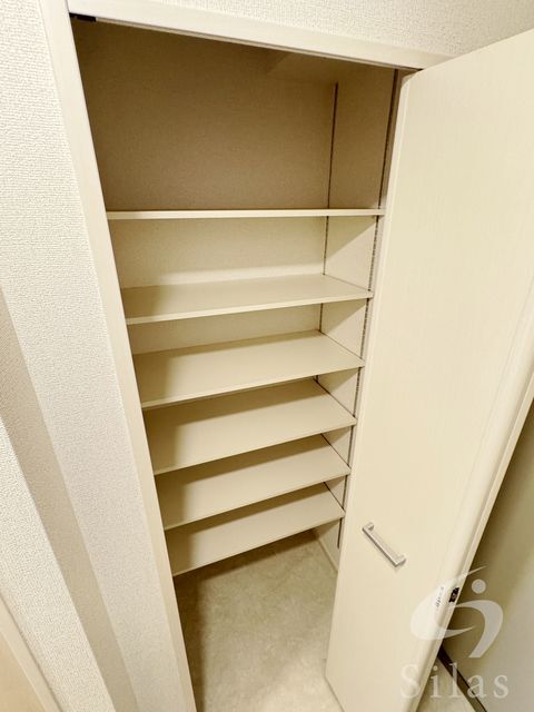 拡大写真:豊中市稲津町2丁目 7階704の内観