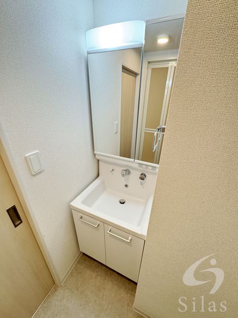 拡大写真:豊中市稲津町2丁目 8階808の内観
