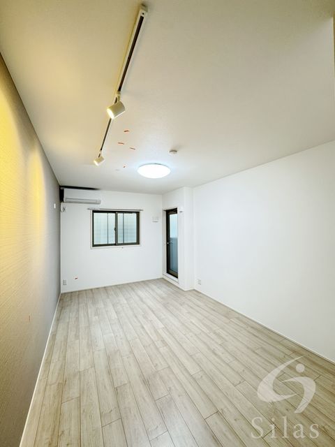 拡大写真:尼崎市南武庫之荘7丁目 2階202の内観