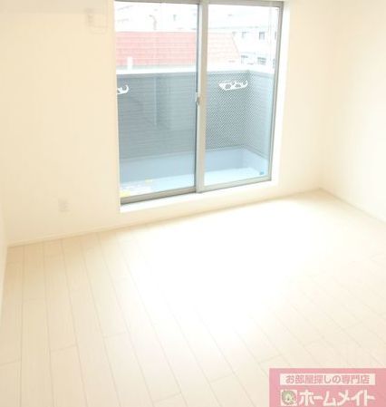 拡大写真:キアラ寿 1階103の同施工会社・同型モデルの室内です。(参考写真・イメージ写真)