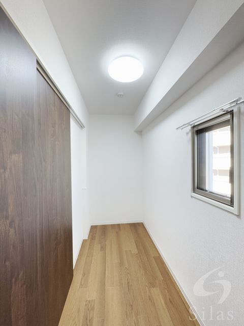 拡大写真:ONLYONE伊丹千僧 3階305の内観