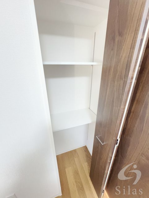 拡大写真:ONLYONE伊丹千僧 3階305の内観