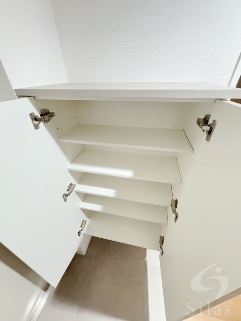 拡大写真:ONLYONE伊丹千僧 3階305の内観