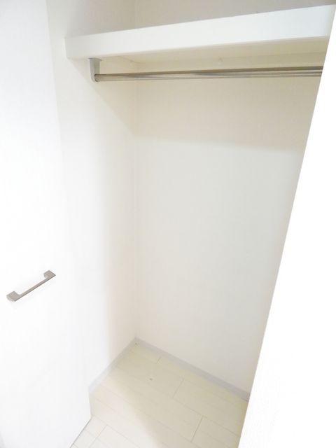 拡大写真:エスリード新北野 8階809の内観