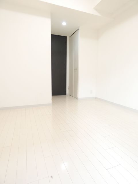 拡大写真:エスリード新北野 8階809の内観
