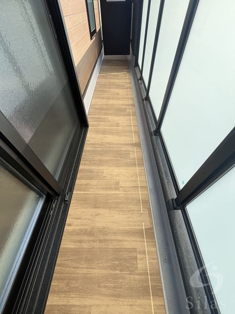 拡大写真:川西市栄根1丁目 3階305の内観