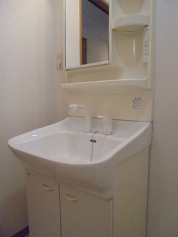 拡大写真：プリムローズ麻里布 3階302の内観
