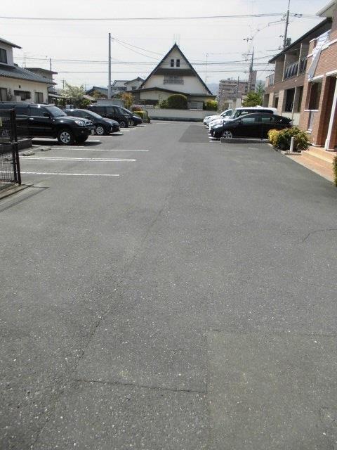 拡大写真:ペルシーモ B 1階104の内観