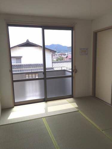 拡大写真:バリュージュ新町 B棟 1階101の内観