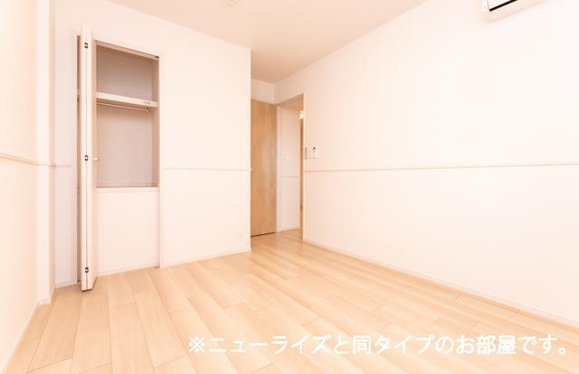 拡大写真:ラ・ヴィータB 2階203の内観