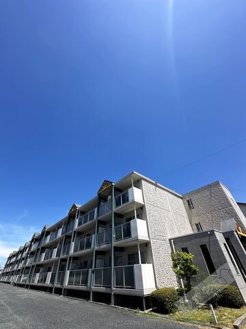雅マンションの外観