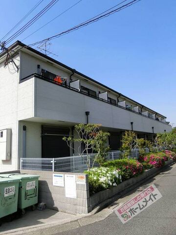 拡大写真:グランソレイユK&J壱番館 2階211の1階は防犯シャッター付きです♪