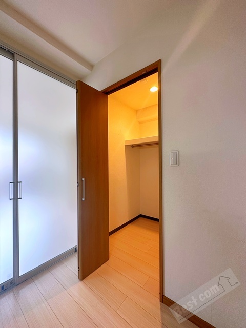 拡大写真:リヴェール鳳 4階403の内観