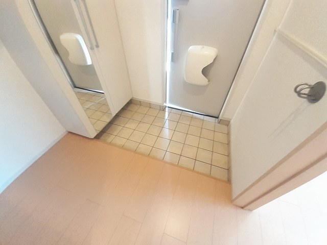 拡大写真:昭和町1丁目戸建1号 1階101の内観