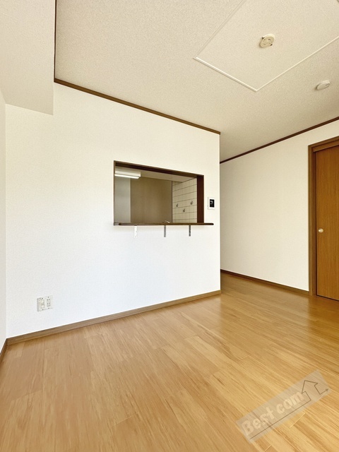拡大写真:キャンパニュールB棟 1階0102の内観