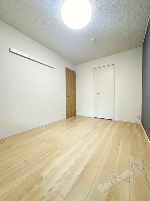 拡大写真:アイマコート 初芝 1階102の内観