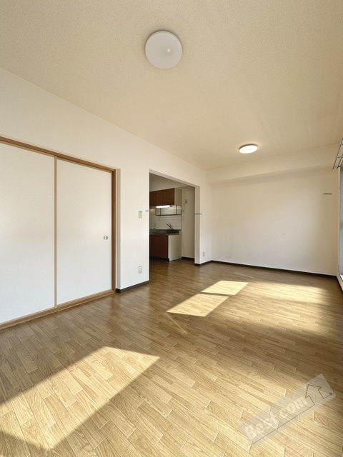 拡大写真:雅マンション 2階215の内観