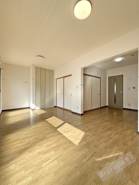拡大写真:雅マンション 2階215の内観