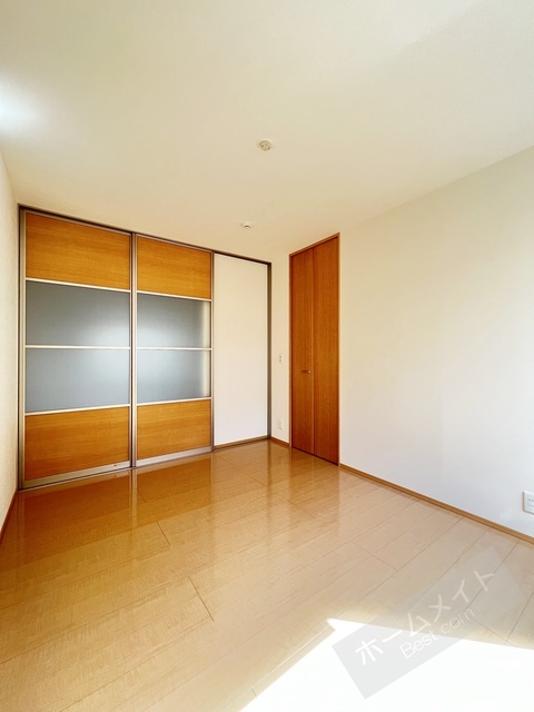 拡大写真:グリュックハイム 1階102の内観