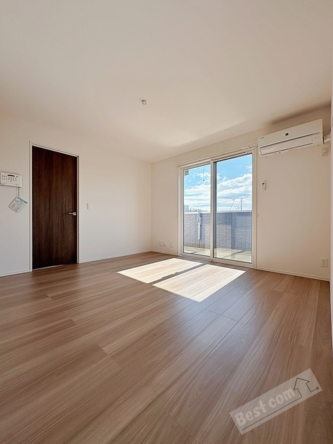 拡大写真:アルフォンテ上野芝 3階301の内観