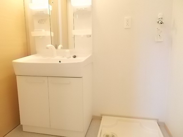 拡大写真:ユタカハイツ加賀田B棟 1階101の内観