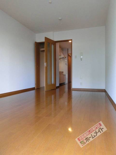 拡大写真:グランソレイユK&J壱番館 2階211の内観