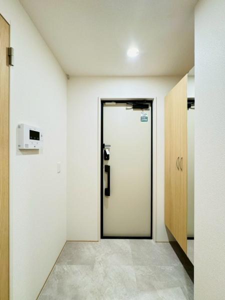 拡大写真:秀豊5号館 2階201の玄関