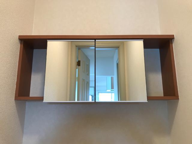 拡大写真:フリーダム新白河 1階105のトイレ収納