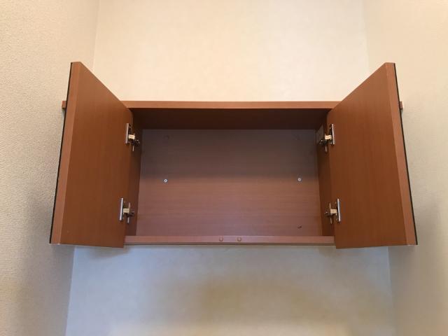 拡大写真:フリーダム新白河 1階105のトイレ収納