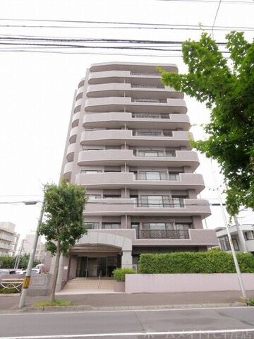 リーベスト月寒中央の外観