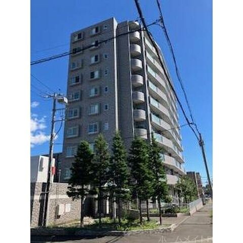 拡大写真:リーベスト月寒中央 8階804の建物外観