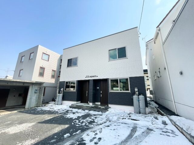 拡大写真:YS square 1階Wの建物外観