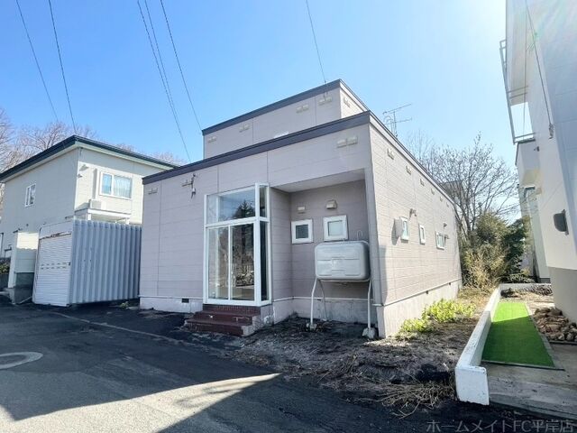 拡大写真:西岡5-11戸建 1階1の建物外観