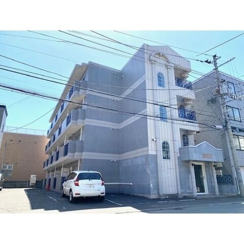 ローレル平岸の外観