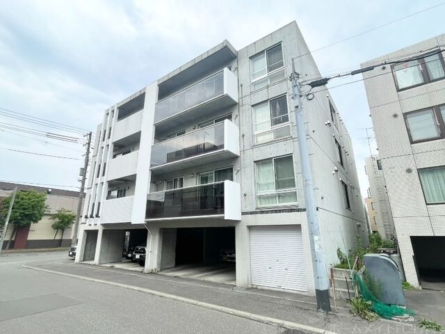 拡大写真:AILE PARK 4階401の外観