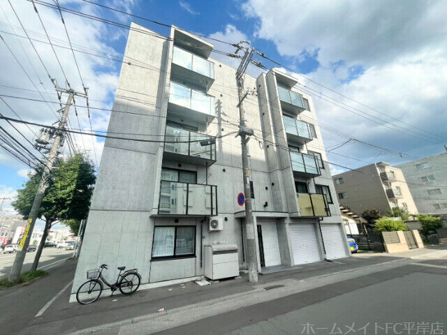 拡大写真:Bloom f coast 2階201の建物外観