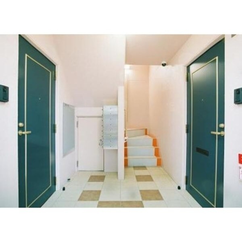 拡大写真:グランメール水車町 2階201のエントランス