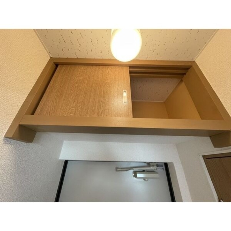 拡大写真：ノーザンベルグ旭 1階101の玄関