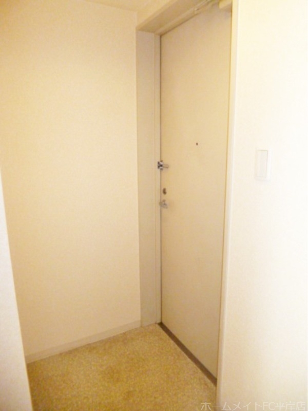拡大写真：ポラリス美園 4階402の玄関