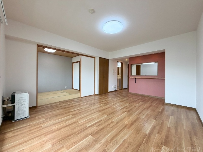 拡大写真：Ｒｉｖｅｒｓｉｄｅ中の島 5階504のその他部屋・スペース
