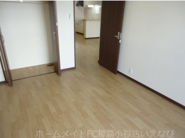 拡大写真：グリーンヒルズN・K 3階302の寝室