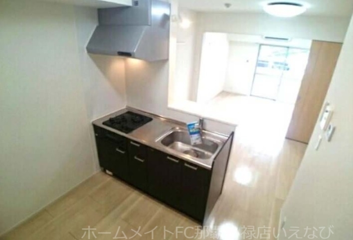 拡大写真:Sunfelix 1階1のキッチン