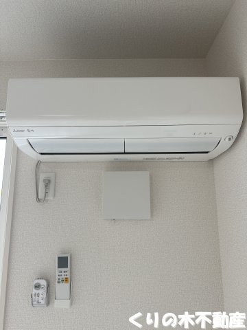 拡大写真:ビバーチェ城東 2階201のエアコン付きです