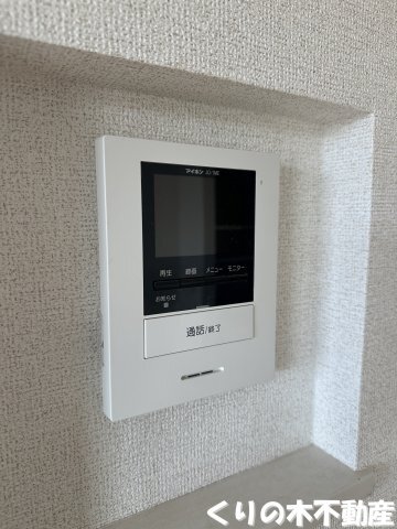 拡大写真：サンモールＭ　Ａ 2階202のモニター付きインターホンです