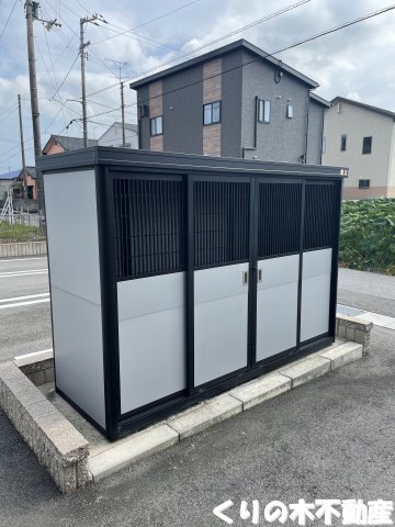 拡大写真：サンモールＭ　Ａ 2階202の専用ごみ置き場